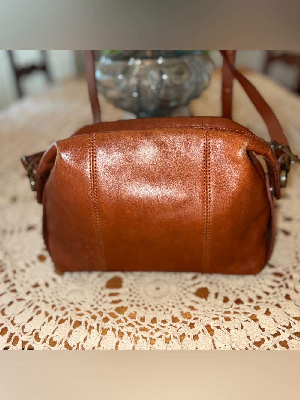 Madewell Glasgow Cognac Leather Crossbody Doctor's Bag - Picture 4 of 16